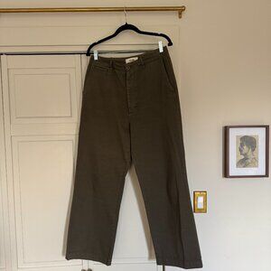 Buck Mason – Army Green Field Chino